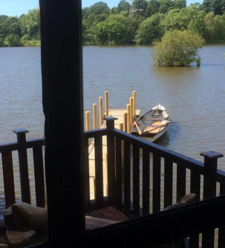 Cleveley Mere Luxury Waterside Lodges Scorton  Ngoại thất bức ảnh